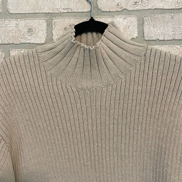 Free People Beach oversized Tan sweater size M - Picture 2 of 6